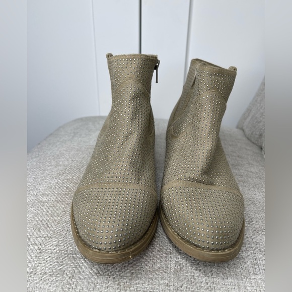 Report Boots Dixie Studded Casual Ankle Bootie Low Block Heel Womens Size 7.5 - Picture 2 of 4
